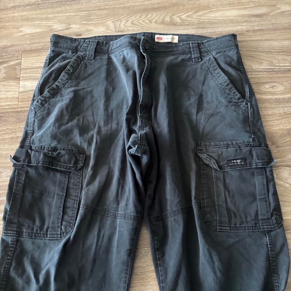 Vintage Y2K/2000s Baggy Black Streetwear Skater Cargo Pants! 38x34 - Picture 5 of 7